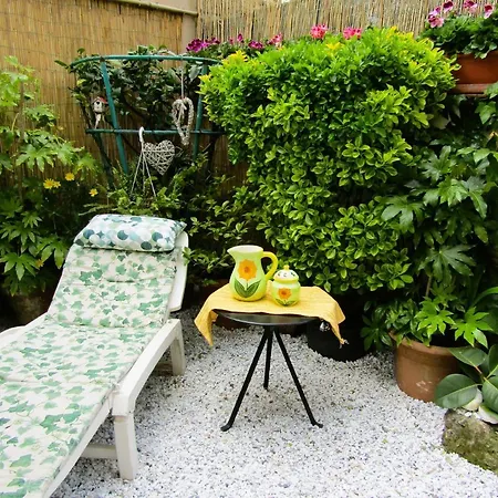 Semesterbostad Casa Nella